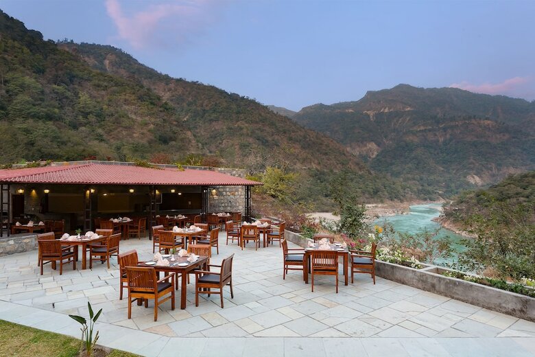 Hotel Aloha On The Ganges