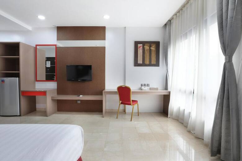 The Centro Hotel & Residence By Orchardz