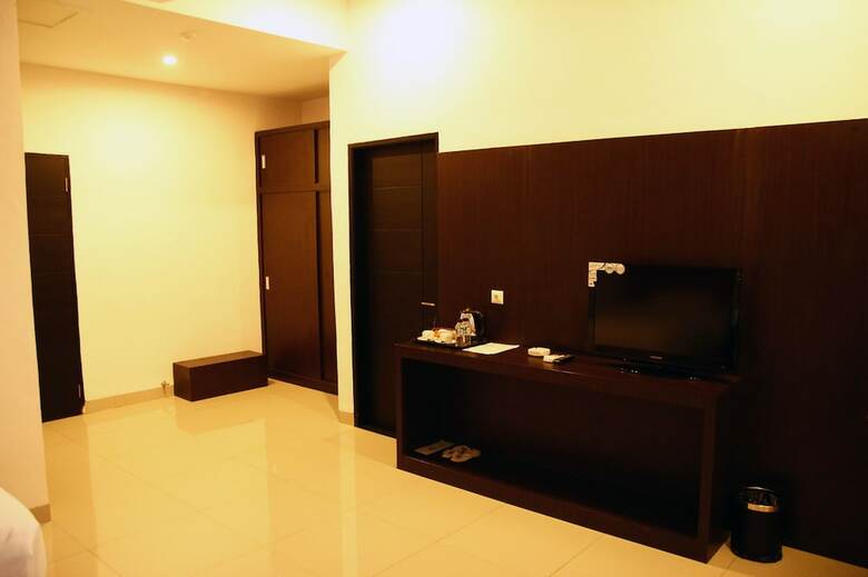 Sofyan Saka Hotel