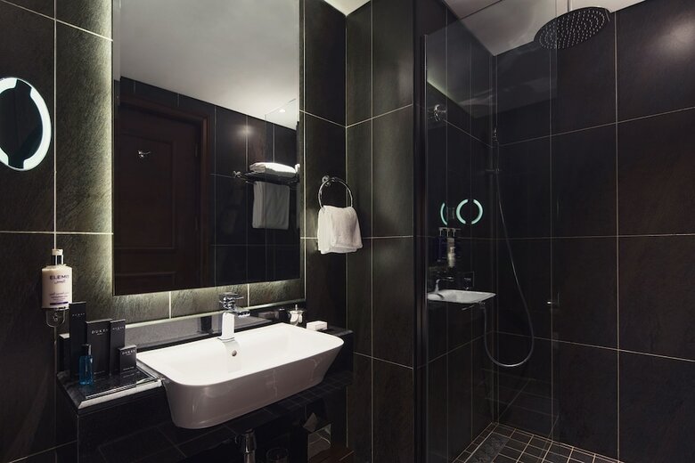 Dukes The Palm, A Royal Hideaway Hotel