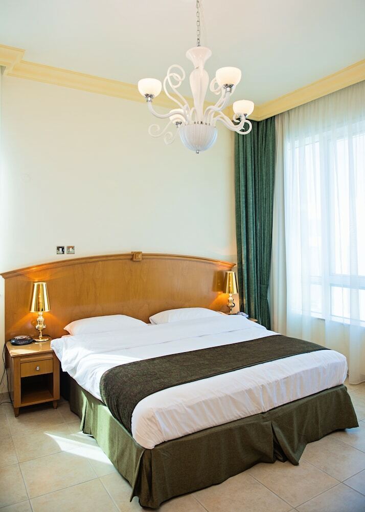 Platinum Hotel Apartment