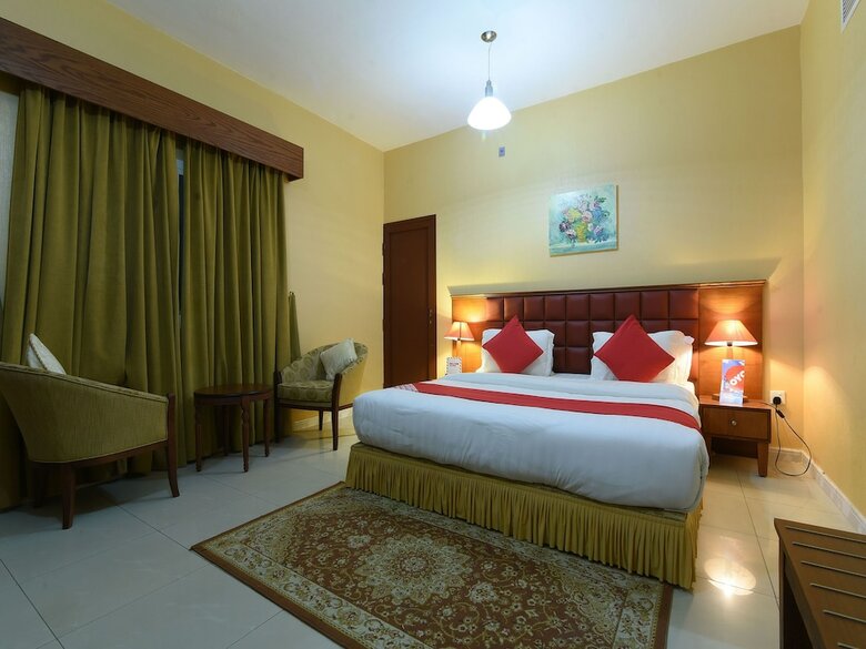 Hotel Oyo 274 California Suites