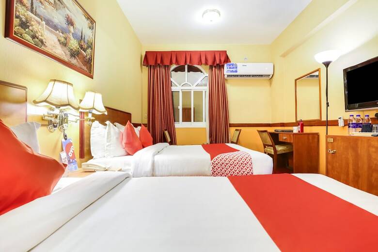 Oyo 353 Middle East Hotel