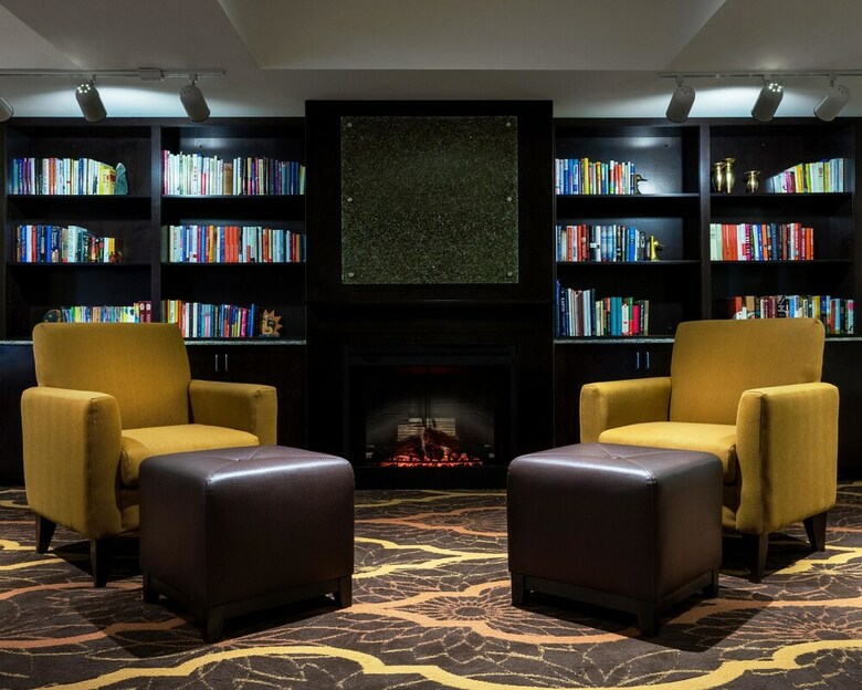 Hotel Comfort Suites
