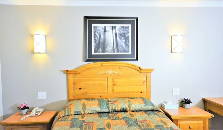 Motel Knights Inn Colonial Fireside Inn