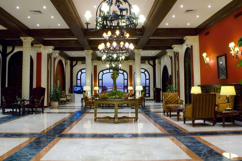 Helnan Auberge Hotel