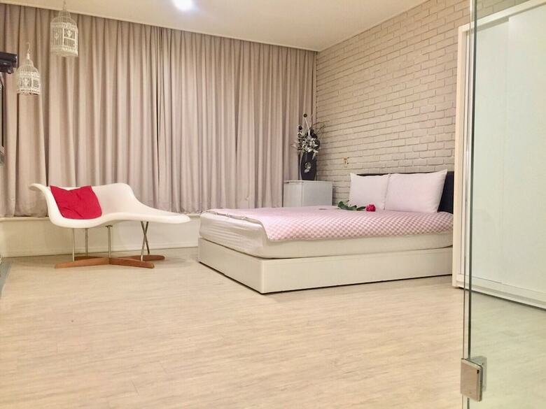 Hotel 85bright