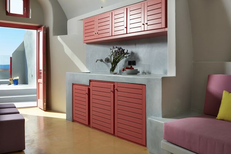 Hotel Caldera Edge Suites