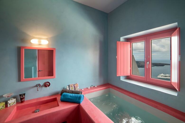 Hotel Caldera Edge Suites
