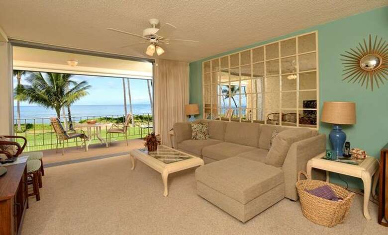Hale Kai O Kihei By Crh