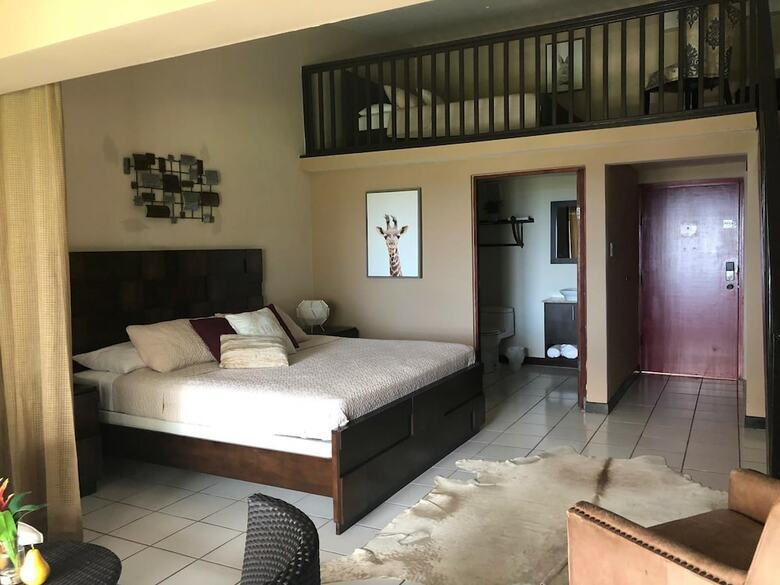 Posada Mountain Lodge Suites