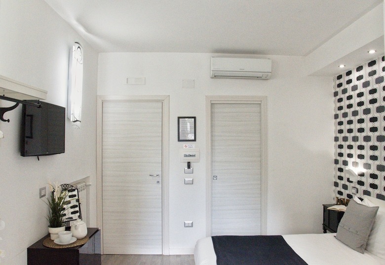 Hotel C'est La Vie Suites