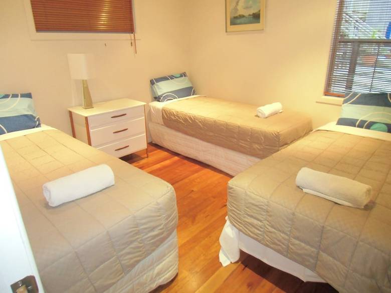 Apartamentos Golden Sand Beachfront Accommodation
