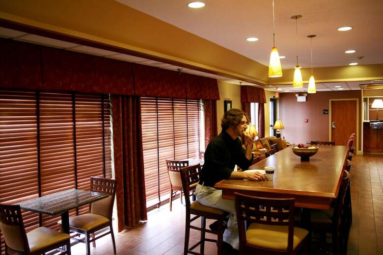 Hotel Hampton Inn Marion