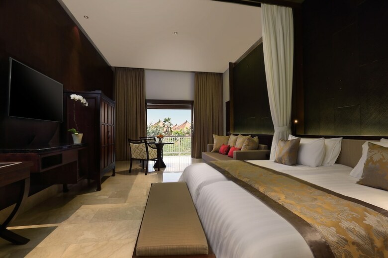 Hotel Puri Santrian