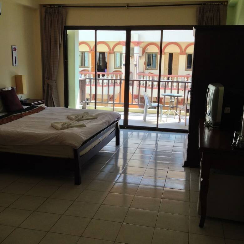 Hotel Tropicoza Guest House