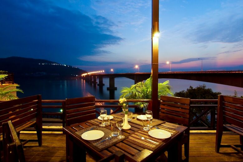 Champasak Grand Hotel