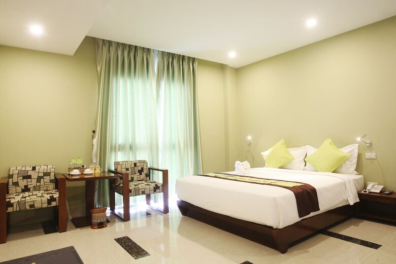 Green House Hotel