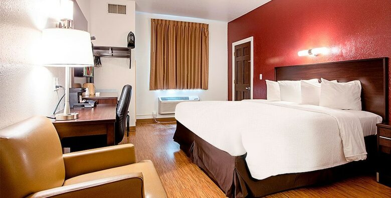 Motel Seasons Inn Traverse City
