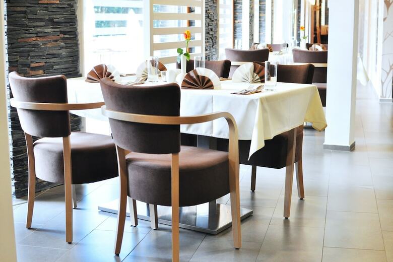Horsk� Hotel ?eladenka