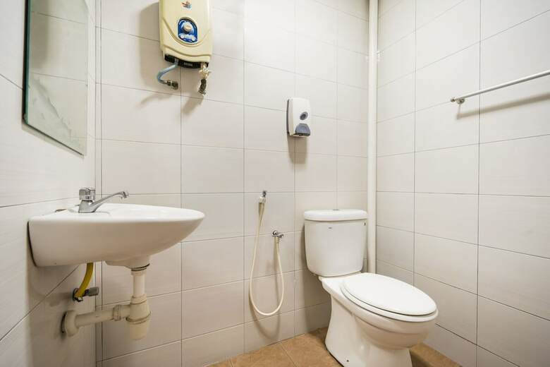 Oyo 301 River Inn Hotel