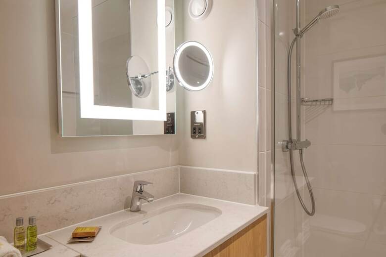 Doubletree By Hilton Hotel Southampton
