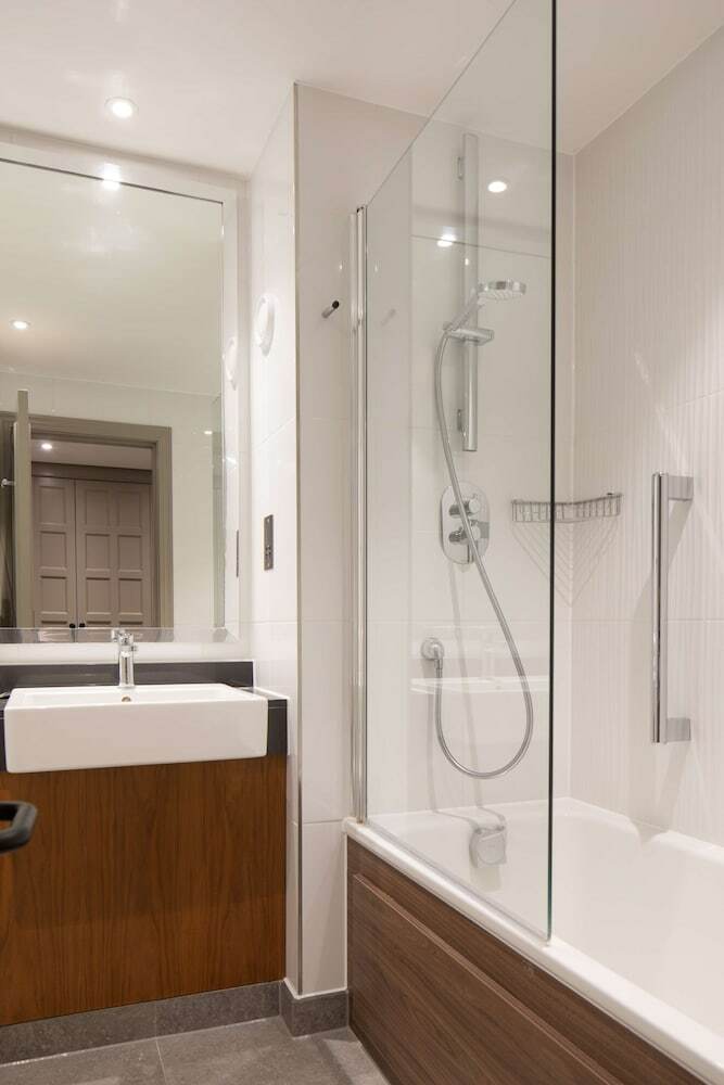 Doubletree By Hilton Hotel Southampton