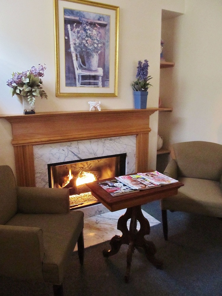 Bed & Breakfast Chambery Inn