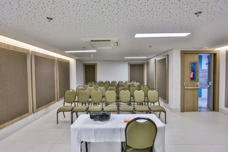 Mega Moda Hotel
