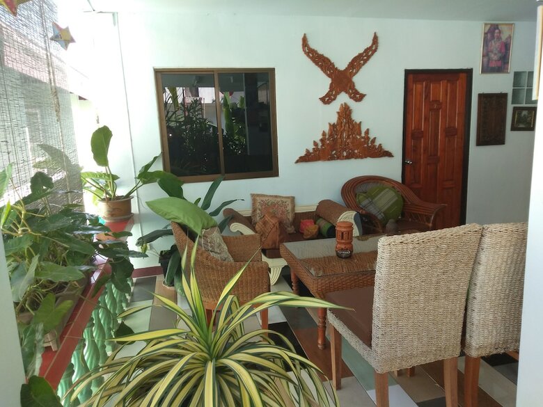 Hotel Saithong House