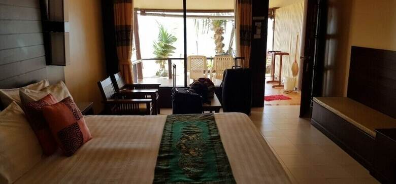 Hotel Baan Rim Lay