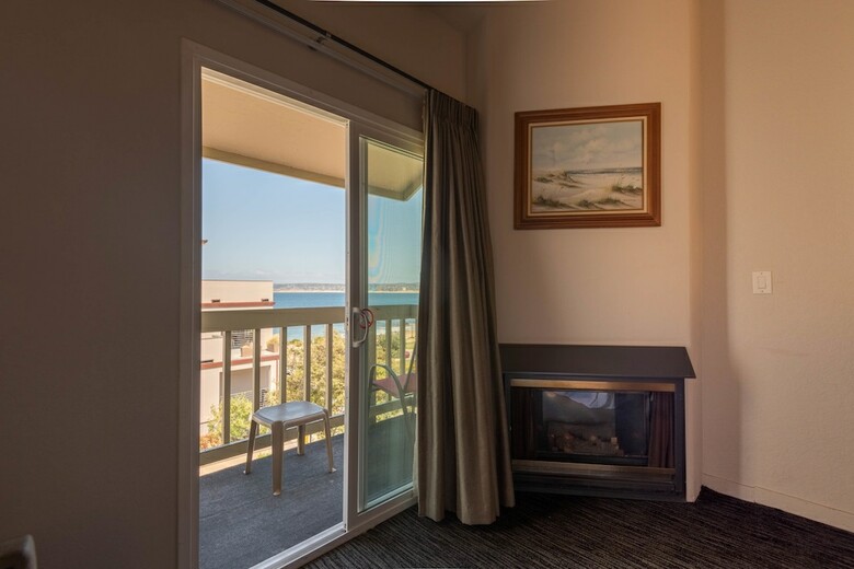 Hotel Cannery Row Inn