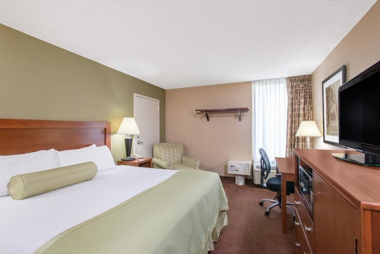 Hotel Ramada By Wyndham Ellsworth