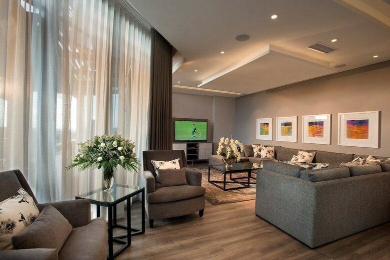 Hotel Davinci Suites