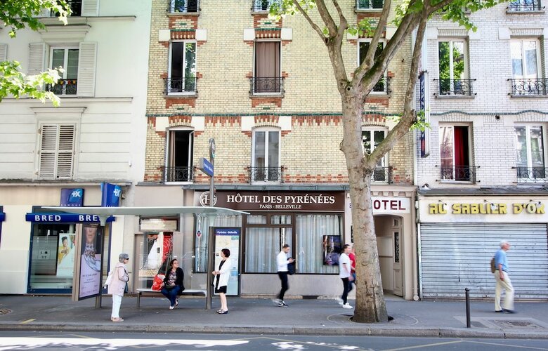 Hotel H�tel Des Pyr�n�es