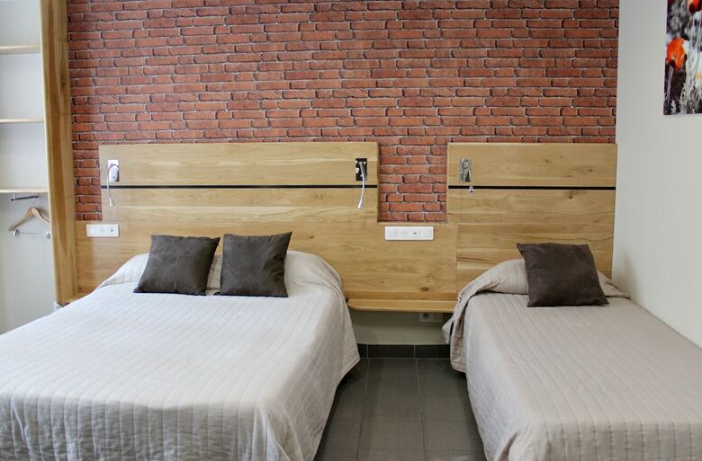 Hotel H�tel Des Pyr�n�es