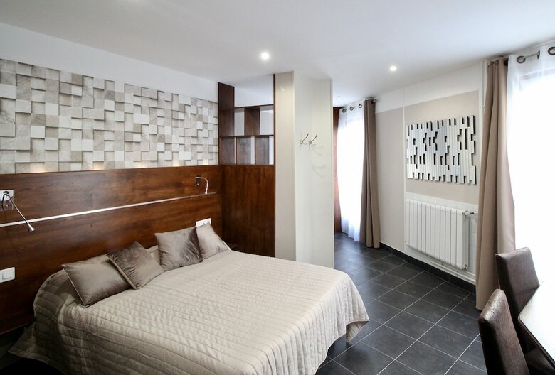 Hotel H�tel Des Pyr�n�es