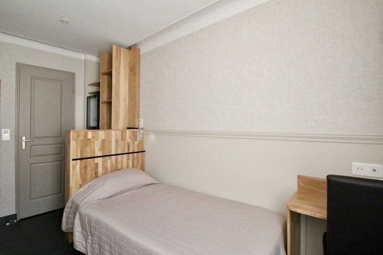 Hotel H�tel Des Pyr�n�es