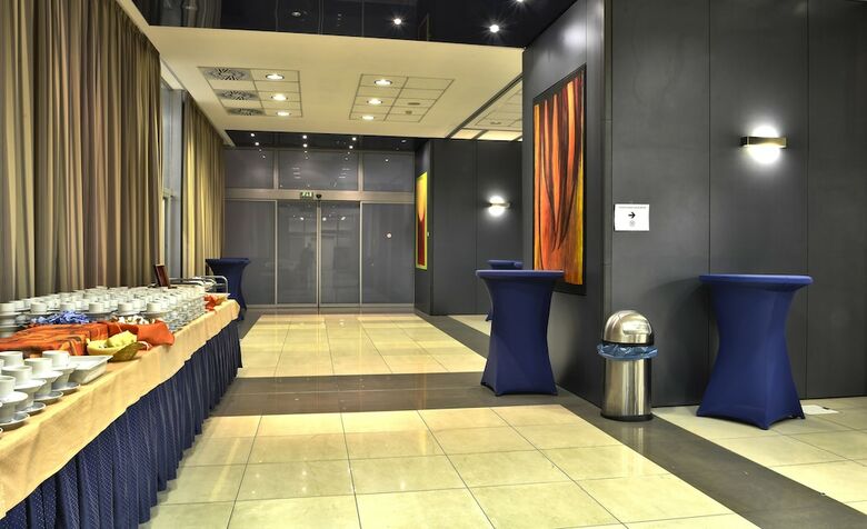 Hotel Tristar