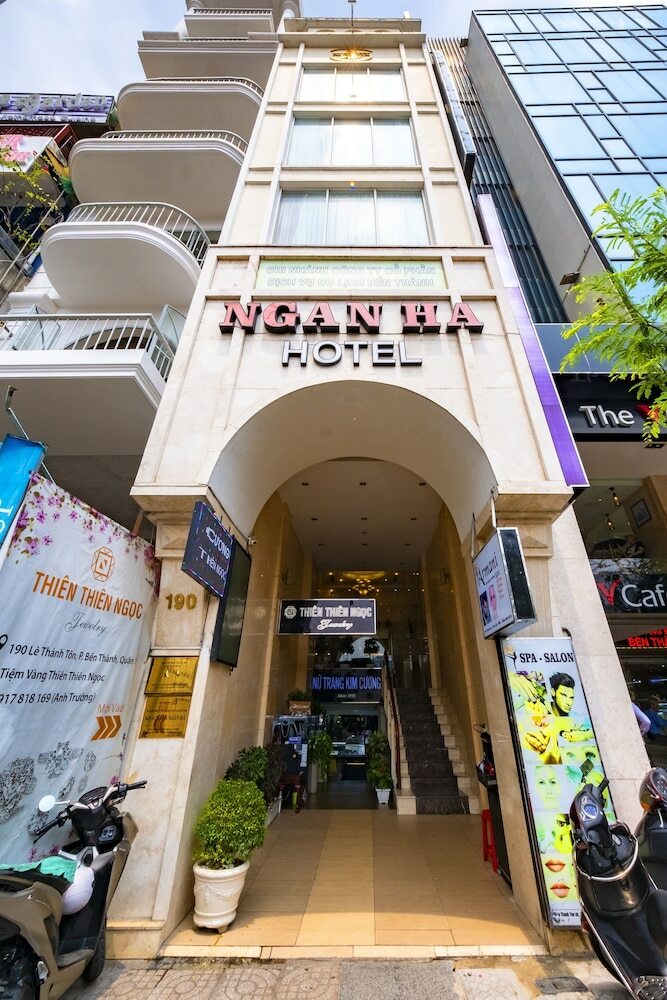 Ngan Ha Hotel
