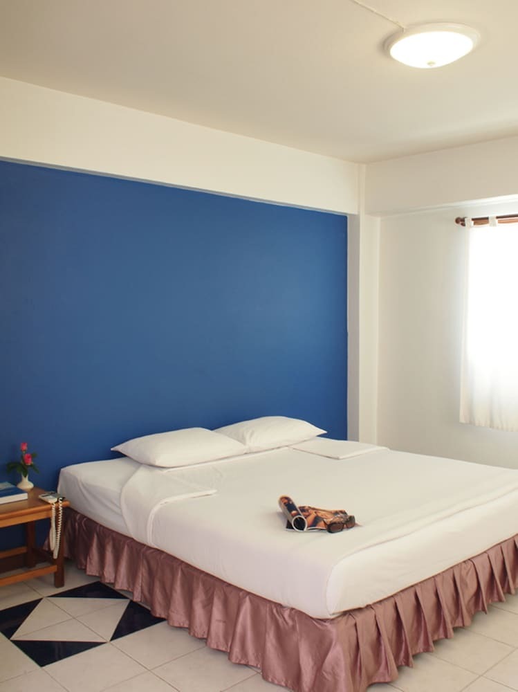 Sun Hotel