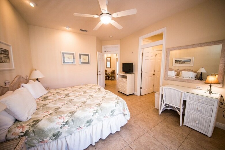 Tortuga Inn Beach Resort