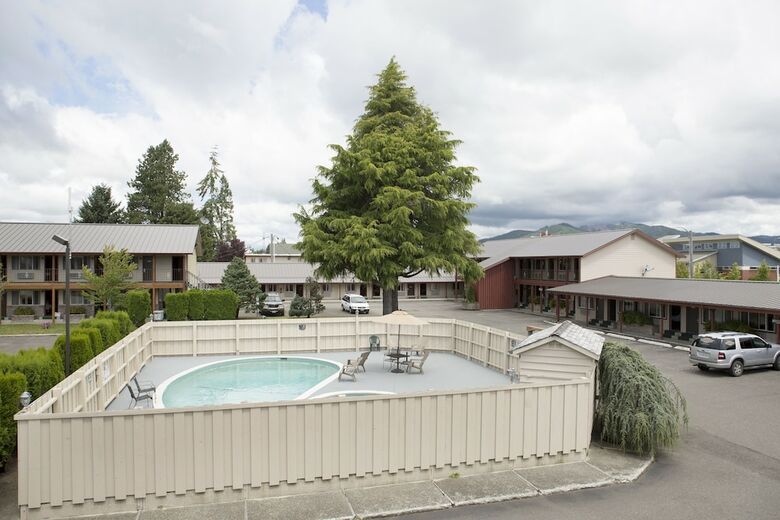 The Forks Motel