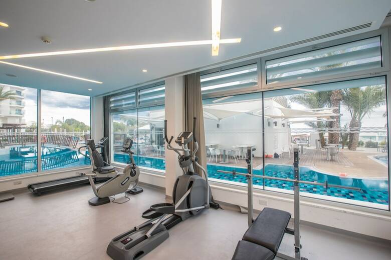 Vassos Nissi Plage Hotel