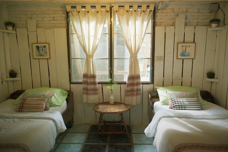 Hotel Srinual Lodge