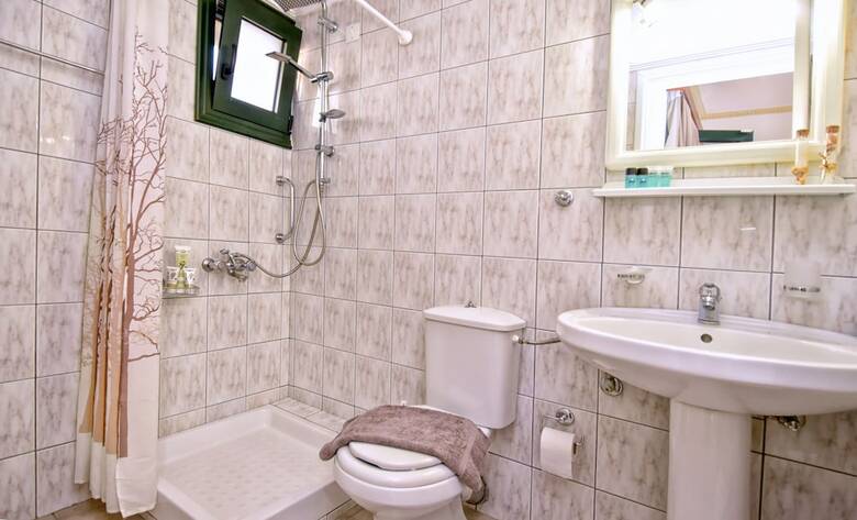 Aparthotel Aspri Petra