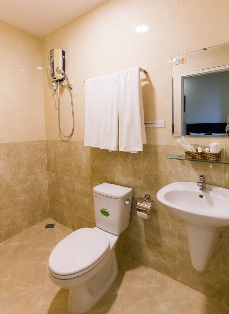 Giang Son 3 Hotel