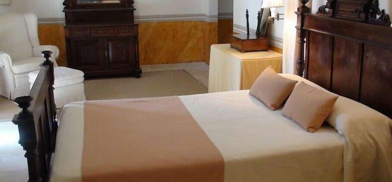 Hostal Hospederia Monasterio De Rueda