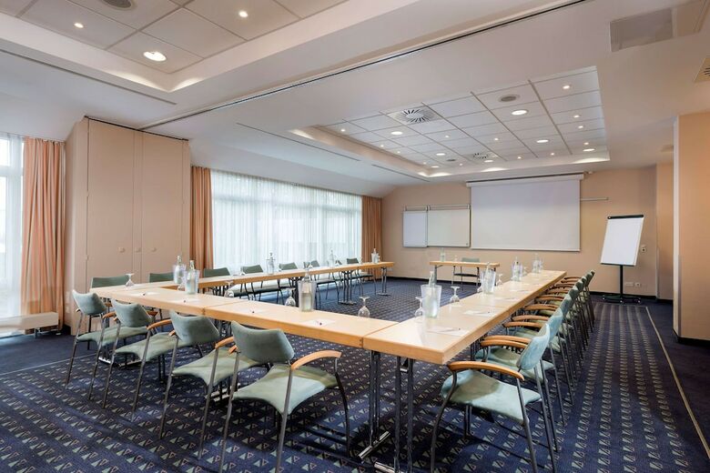 Hotel Ramada By Wyndham Hannover
