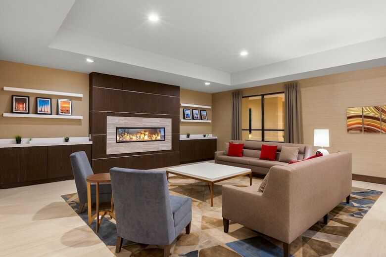 Hotel Holiday Inn La Mirada